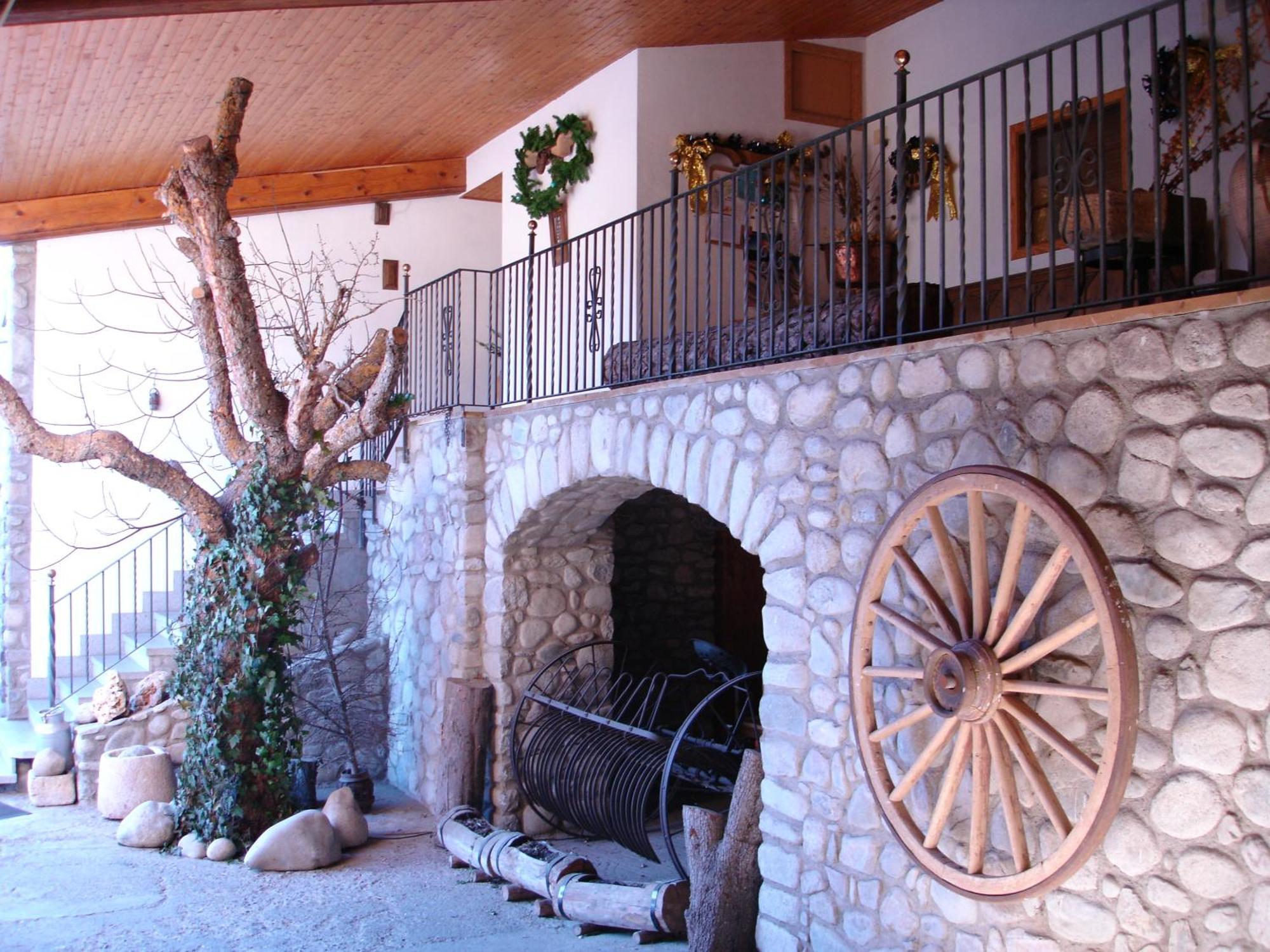 Casa Rural La Vall Del Cadi La Seu d'Urgell Exterior photo